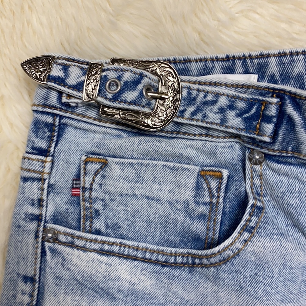 Vigross Frankie Slim Straight Leg Buckle Belt Detailed Cropped Jeans, Size 32 - Picture 9 of 10